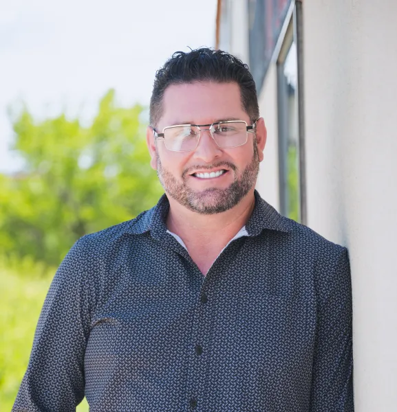 Meet our Dentist at Divine Dental Centre in Las Vegas, New Mexico